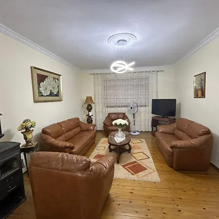 Top Guesthouse Βίλα *