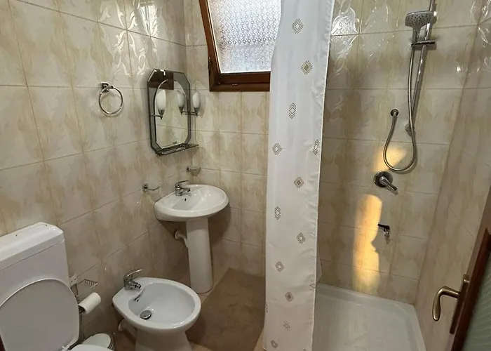 Top Guesthouse וילה