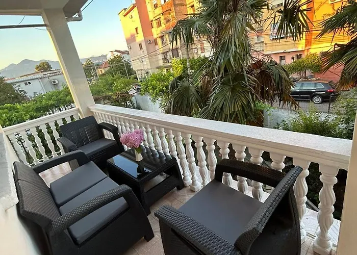 וילה Top Guesthouse *