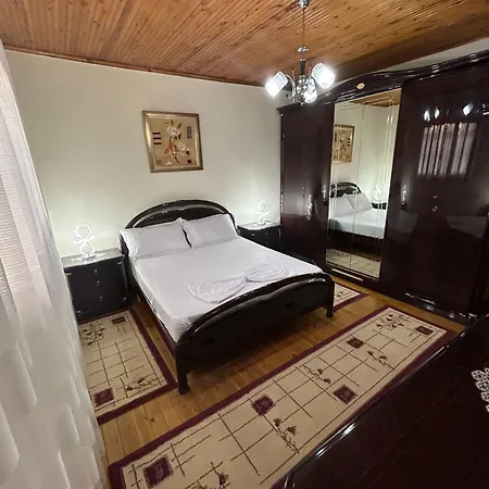 Villa Top Guesthouse *